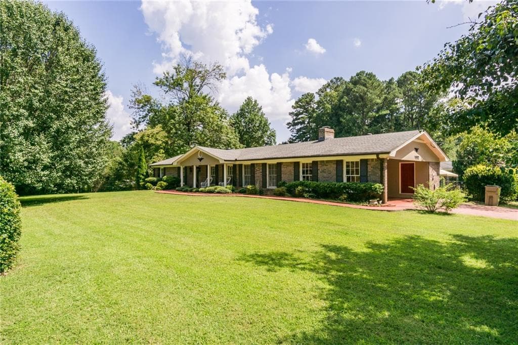 3 bedroom, 1,860 sq ft single family residence sold at 3972 Chicamauga Drive, Kennesaw, GA 30144