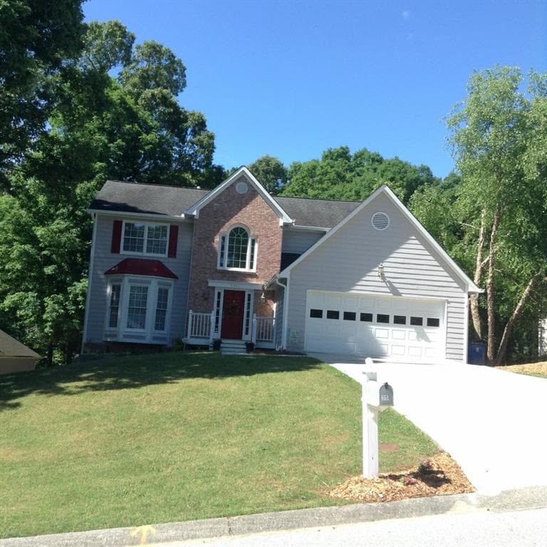 3 bedroom, 2,359 sq ft single family residence sold at 3151 Lakecrest Drive, Dacula, GA 30019