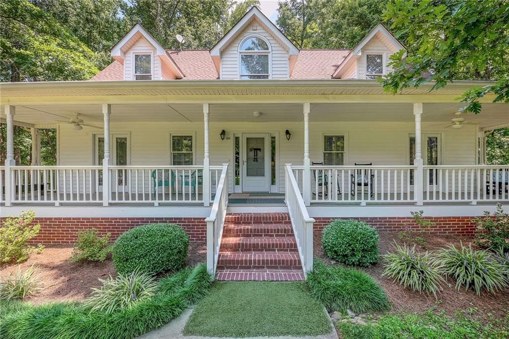 4 bedroom, 3,064 sq ft single family residence sold at 2450 Bagley Road, Cumming, GA 30041