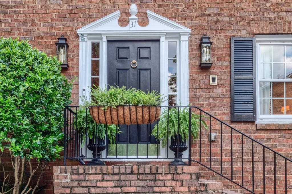3 bedroom, 2,164 sq ft townhouse sold at 4620 Wieuca Road 37, Atlanta, GA 30342