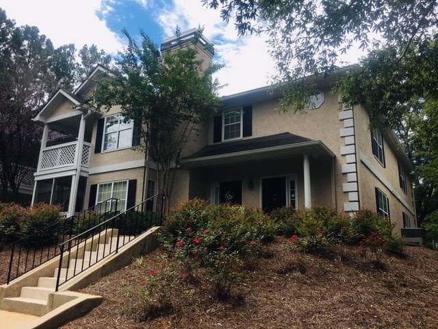2 bedroom, 1,302 sq ft condominium sold at 904 Peachtree Forest Terrace, Peachtree Corners, GA 30092