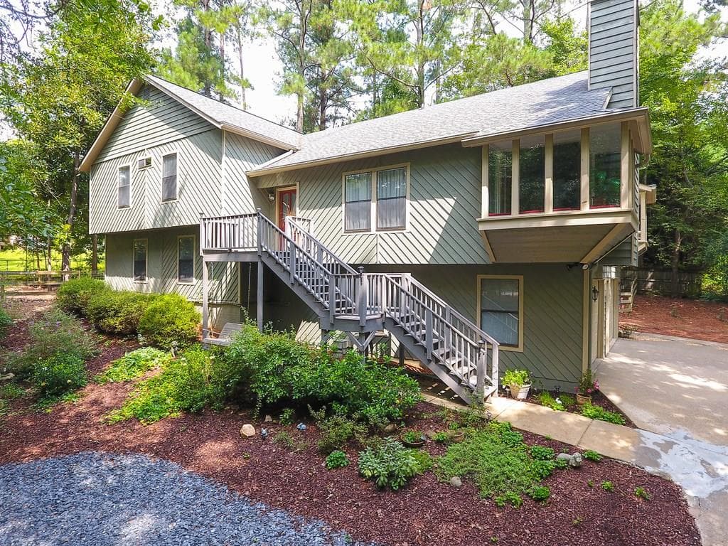 2075 Wenlok Trail, Marietta, GA 30066 — most recent listing photo