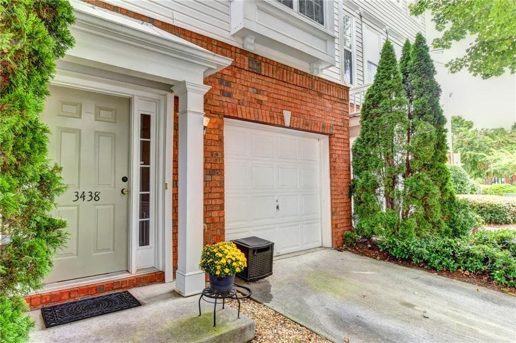 4 bedroom, 1,412 sq ft townhouse sold at 3438 Lathenview Court, Alpharetta, GA 30004
