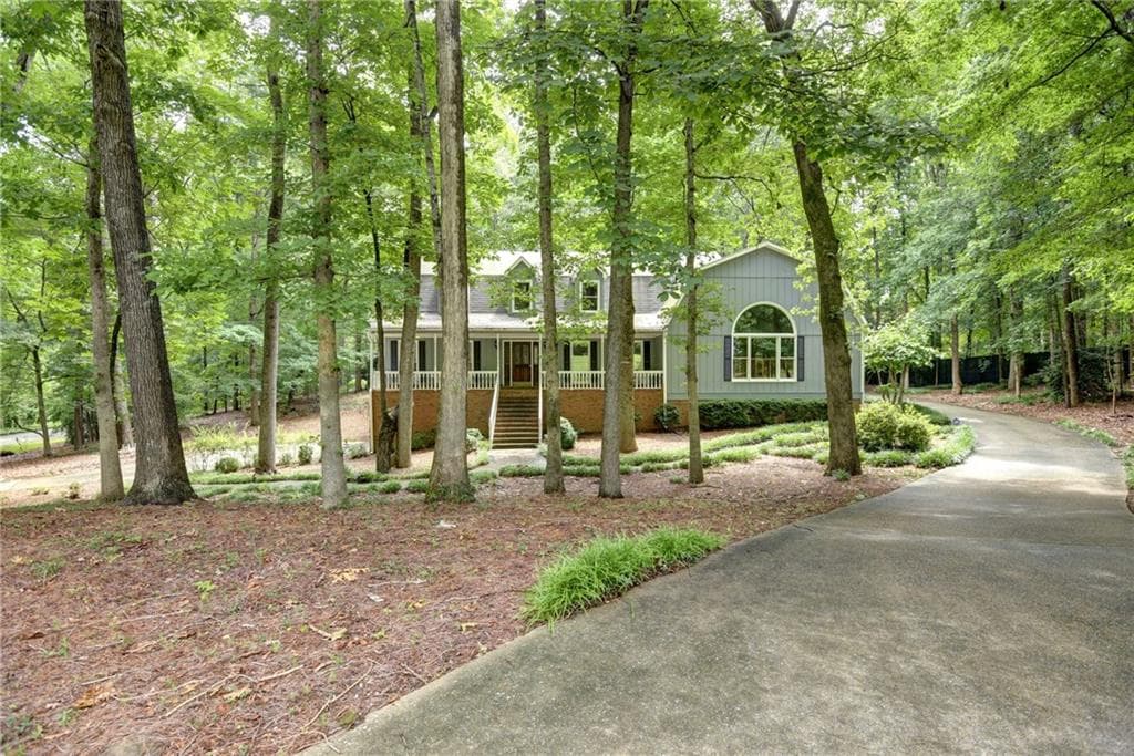 4720 Timberland Drive, Mableton, GA 30126 — most recent listing photo