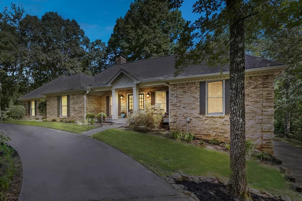 4 bedroom, 3,200 sq ft single family residence sold at 8720 Rhapsody Lane, Cumming, GA 30041