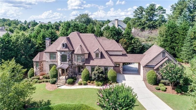 5 bedroom, 8,073 sq ft single family residence sold at 2620 CREEK TREE Lane, Cumming, GA 30041