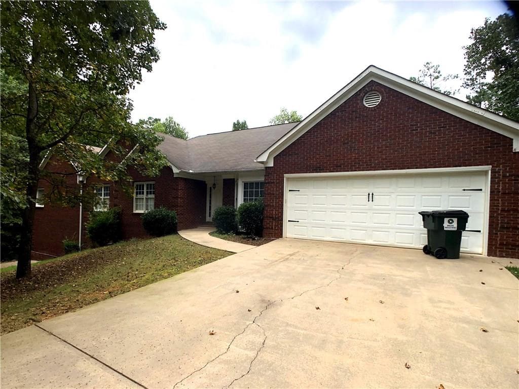 6 bedroom, 4,413 sq ft single family residence sold at 114 N Springs Way, Acworth, GA 30101