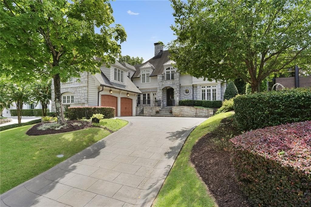 5 bedroom, 5,856 sq ft single family residence sold at 85 Beverly Road, Atlanta, GA 30309