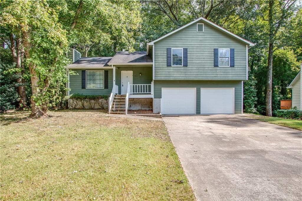 3 bedroom, 1,104 sq ft single family residence sold at 121 Westwood Drive, Dallas, GA 30132