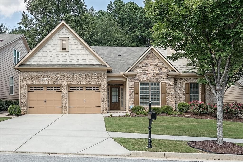 3 bedroom, 2,352 sq ft single family residence sold at 1917 Willoughby Drive, Buford, GA 30519