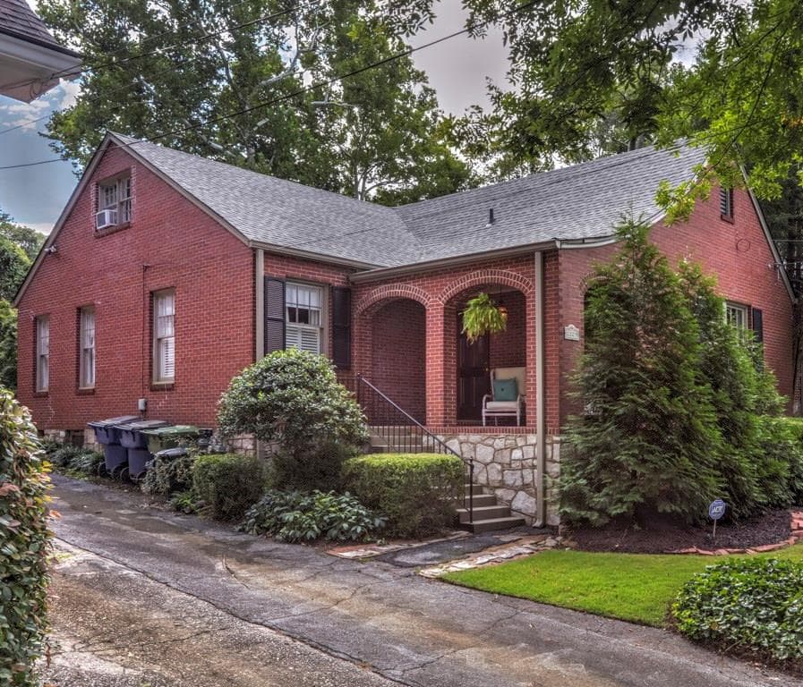 3 bedroom, 1,964 sq ft single family residence sold at 2229 Edison Avenue, Atlanta, GA 30305