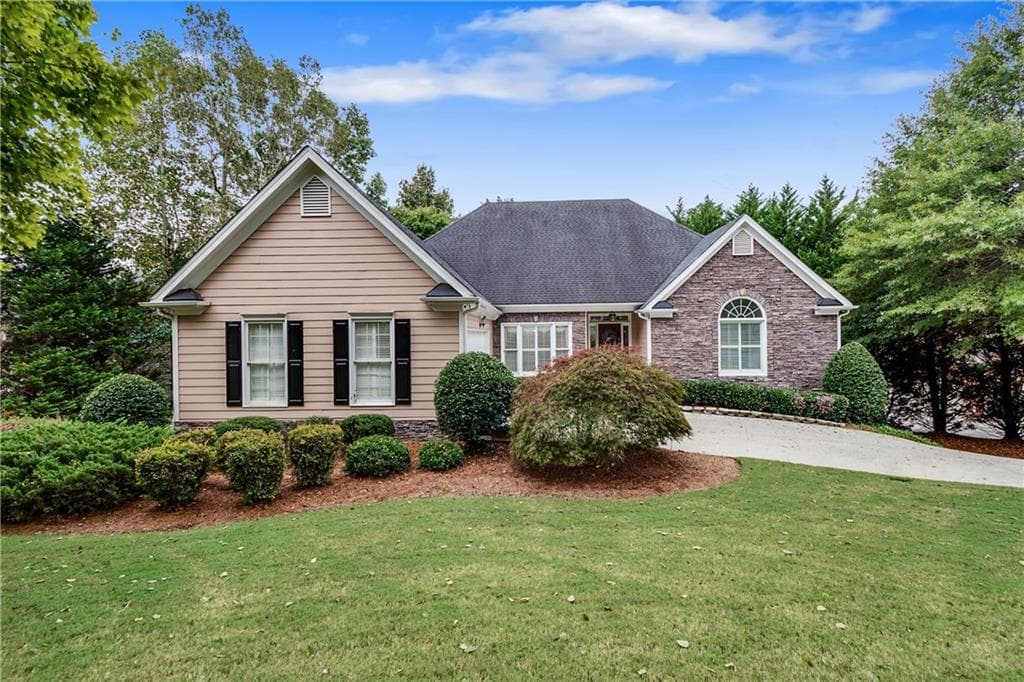 4 bedroom, 3,718 sq ft single family residence sold at 2535 Millwater Crossing, Dacula, GA 30019