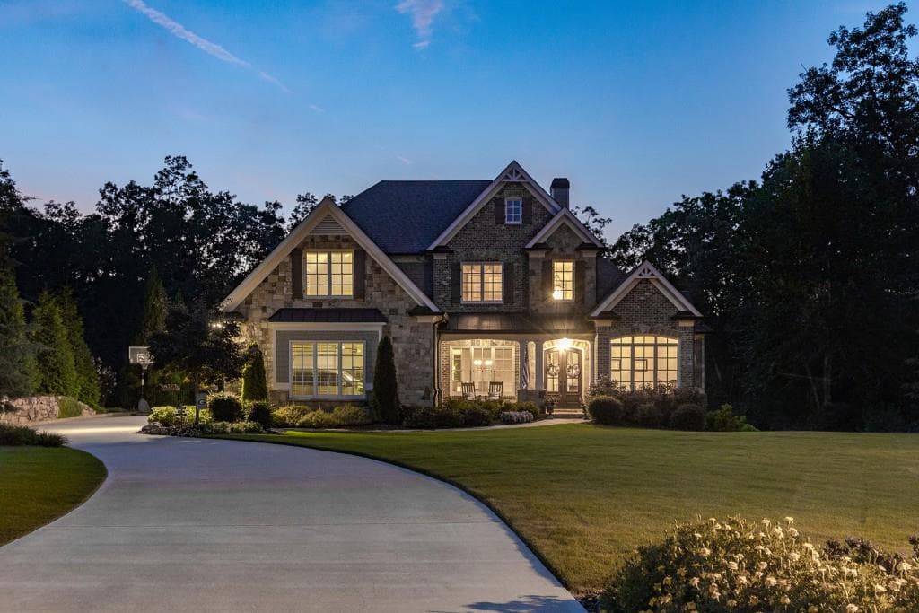 13139 Overlook Pass, Roswell, GA 30075 — most recent listing photo