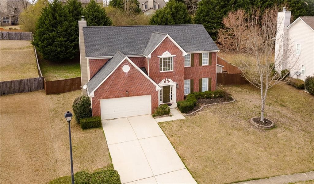4 bedroom, 2,632 sq ft single family residence sold at 2960 Belshire Trail, Dacula, GA 30019