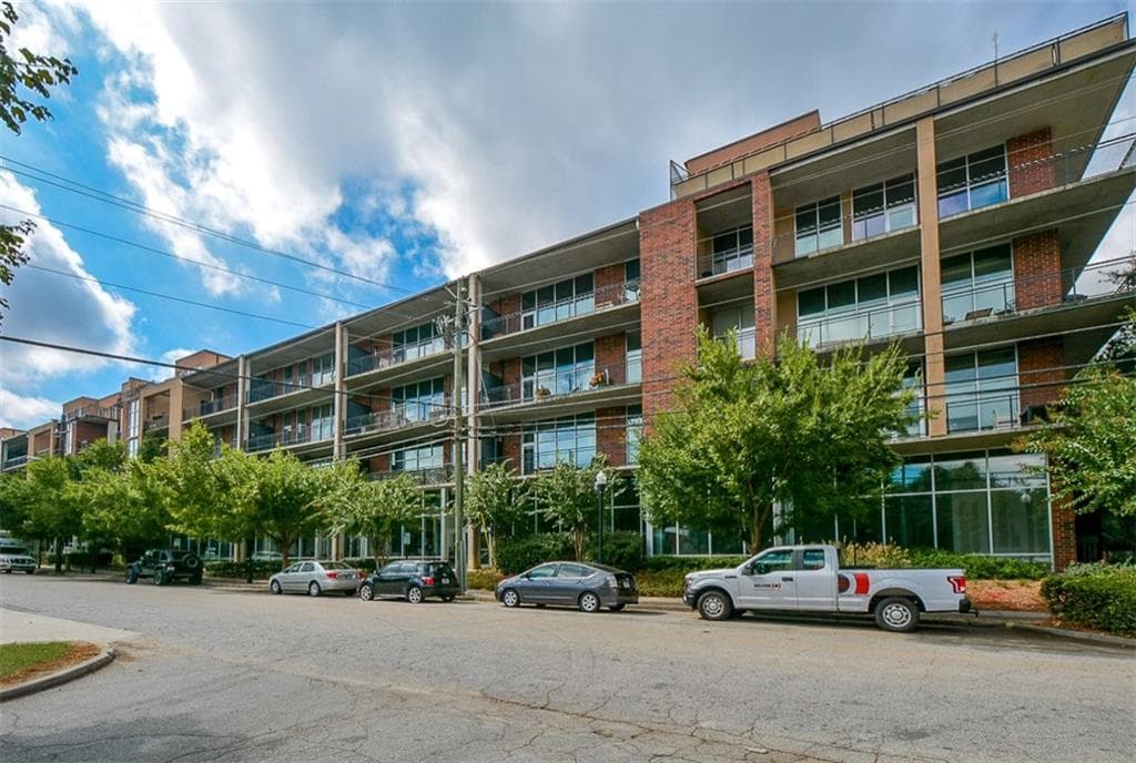2 bedroom, 1,020 sq ft condominium sold at 3400 Malone Drive 206, Atlanta, GA 30341