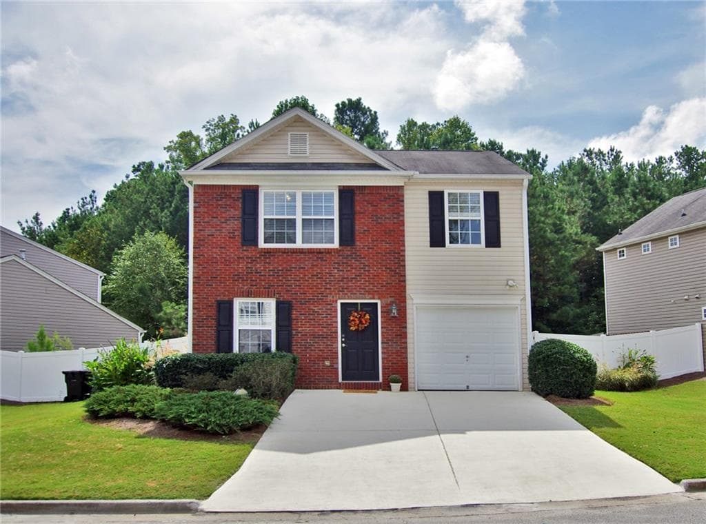 3 bedroom, 1,260 sq ft single family residence sold at 136 Oak Grove Place, Acworth, GA 30102