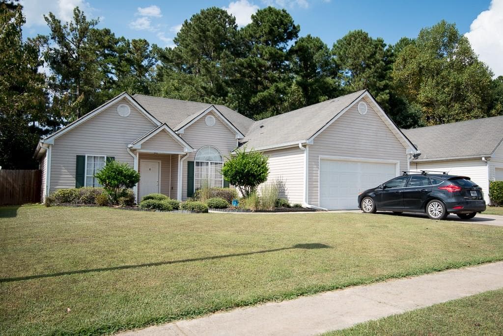 3 bedroom, 1,521 sq ft single family residence sold at 1677 Summit Creek Way, Loganville, GA 30052