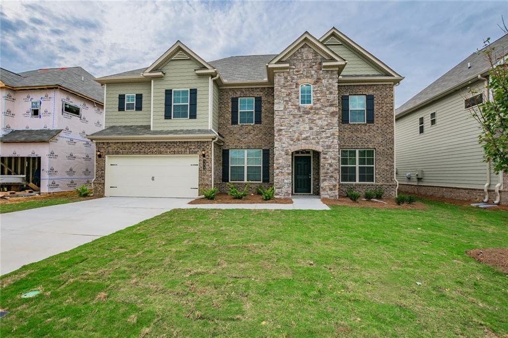 6 bedroom, 3,700 sq ft single family residence sold at 123 Oak Farm Court, Loganville, GA 30052
