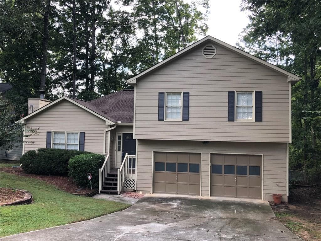 5685 Princeton Oaks Drive, Sugar Hill, GA 30518 — most recent listing photo