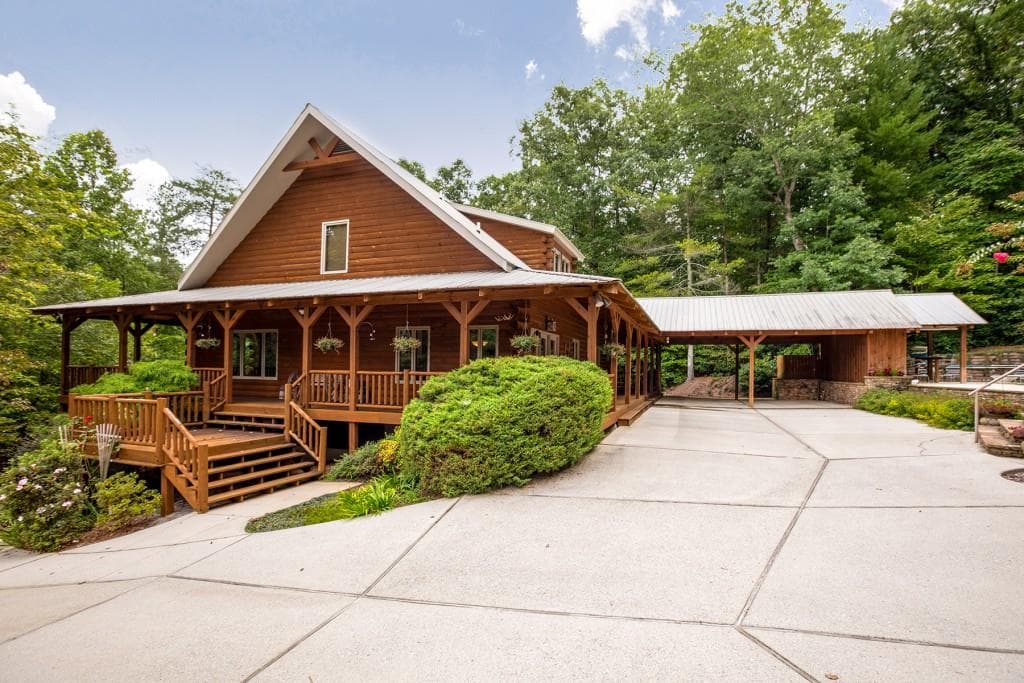 329 Eagle Nest Drive, Dawsonville, GA 30534 — most recent listing photo