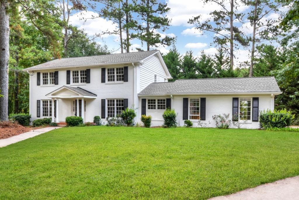 5 bedroom, 3,930 sq ft single family residence sold at 1495 High Haven Court, Atlanta, GA 30329