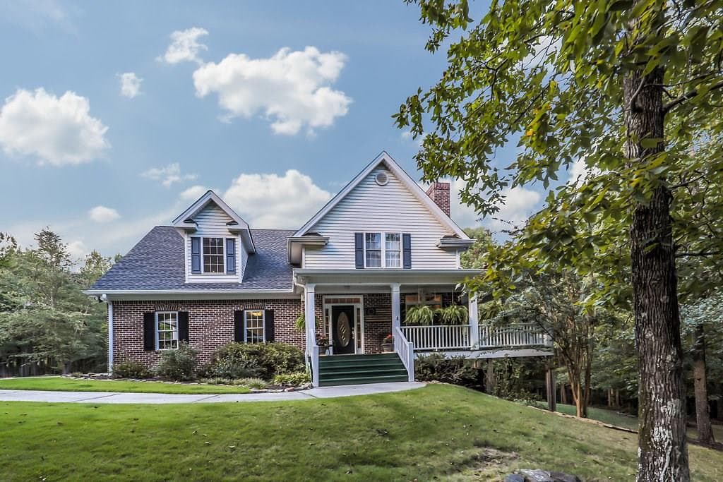 4 bedroom, 2,385 sq ft single family residence sold at 310 ELECTRIC DAM Road, Dallas, GA 30132