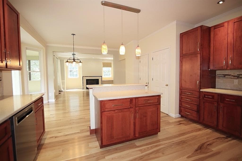 4 bedroom, 2,386 sq ft single family residence sold at 2290 Briarwood Trail, Cumming, GA 30041