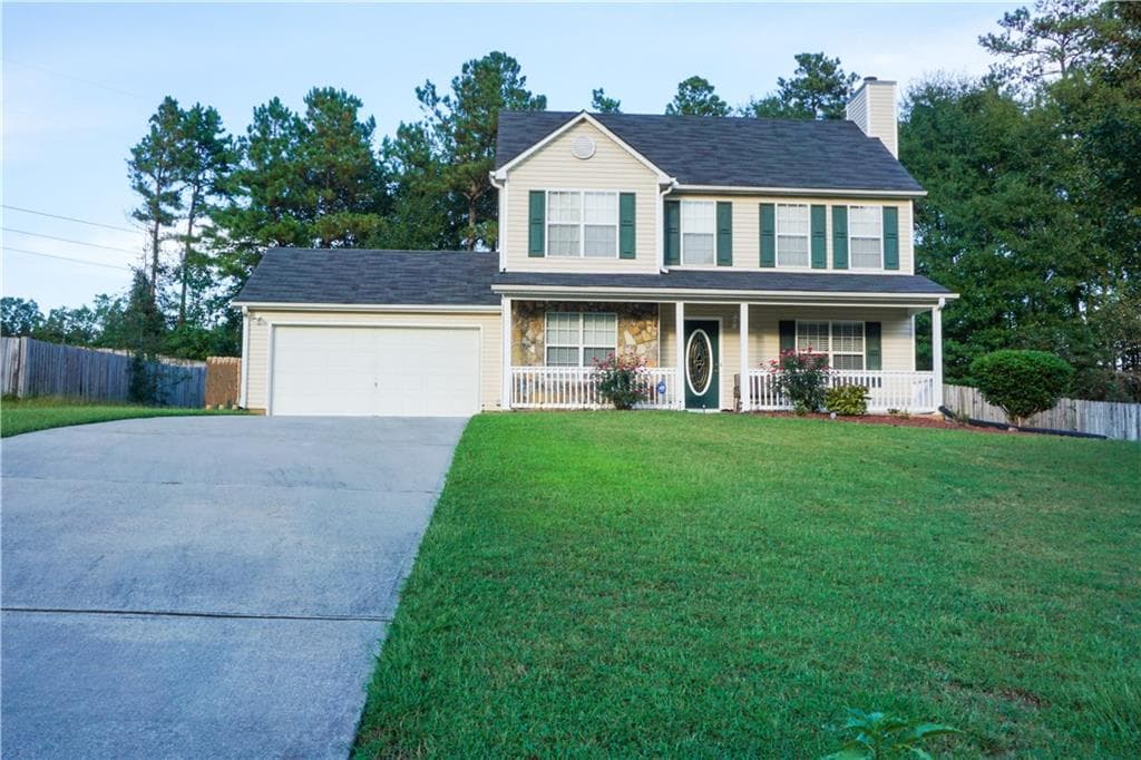 3 bedroom, 1,532 sq ft single family residence sold at 4400 Lexington Ridge Drive, Loganville, GA 30052