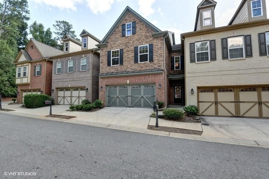 2 bedroom, 2,182 sq ft townhouse sold at 290 Snowgoose Court, Alpharetta, GA 30022