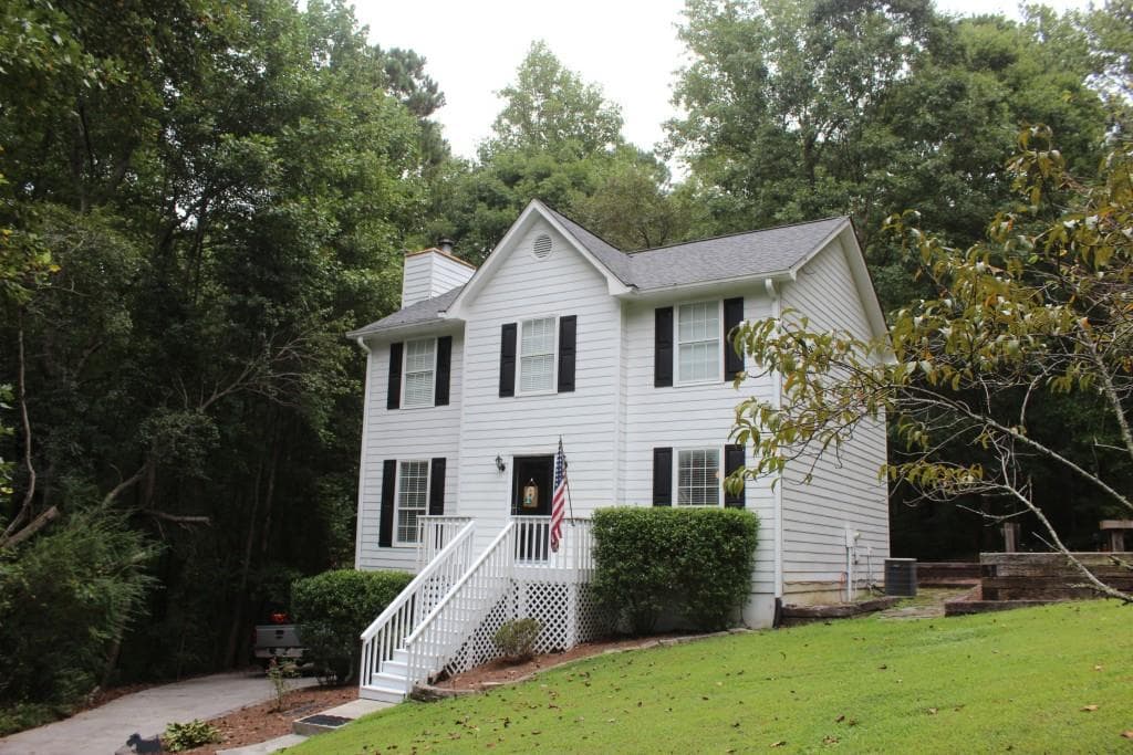 2915 Milton Bryan Drive, Loganville, GA 30052 — most recent listing photo