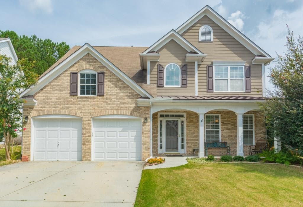 4 bedroom, 2,594 sq ft single family residence sold at 2920 Cooper Woods Drive, Loganville, GA 30052