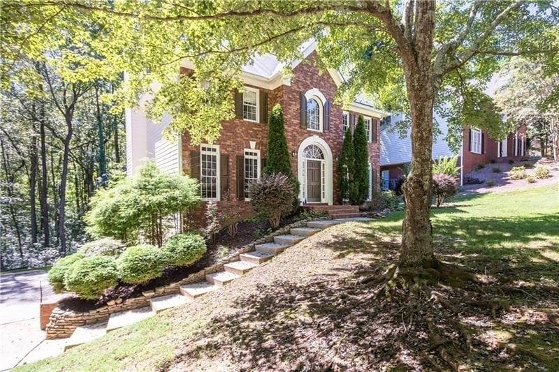 4 bedroom, 3,437 sq ft single family residence sold at 4285 HABERSHAM Way, Cumming, GA 30041