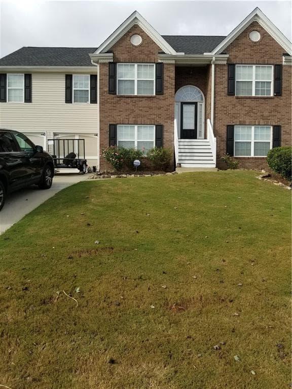 5 bedroom, 2,457 sq ft single family residence sold at 215 E Skyline View, Dallas, GA 30157