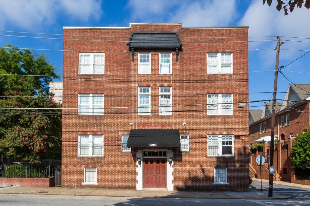690 Piedmont Avenue 9, Atlanta, GA 30308 — most recent listing photo