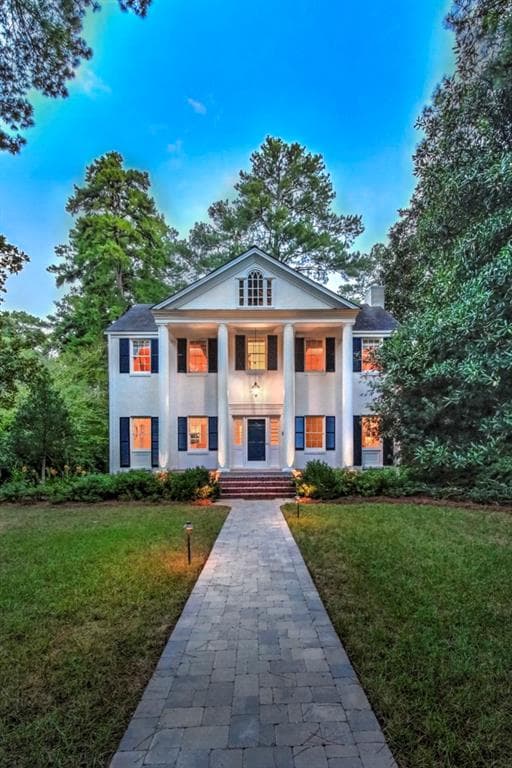 4 bedroom, 3,380 sq ft single family residence sold at 3415 Habersham Road, Atlanta, GA 30305