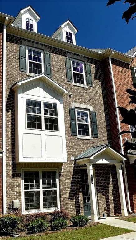 2252 Tenor Lane, Alpharetta, GA 30009 — most recent listing photo