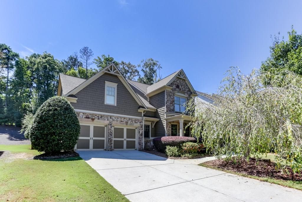 4210 Hill House Road, Smyrna, GA 30082 — most recent listing photo