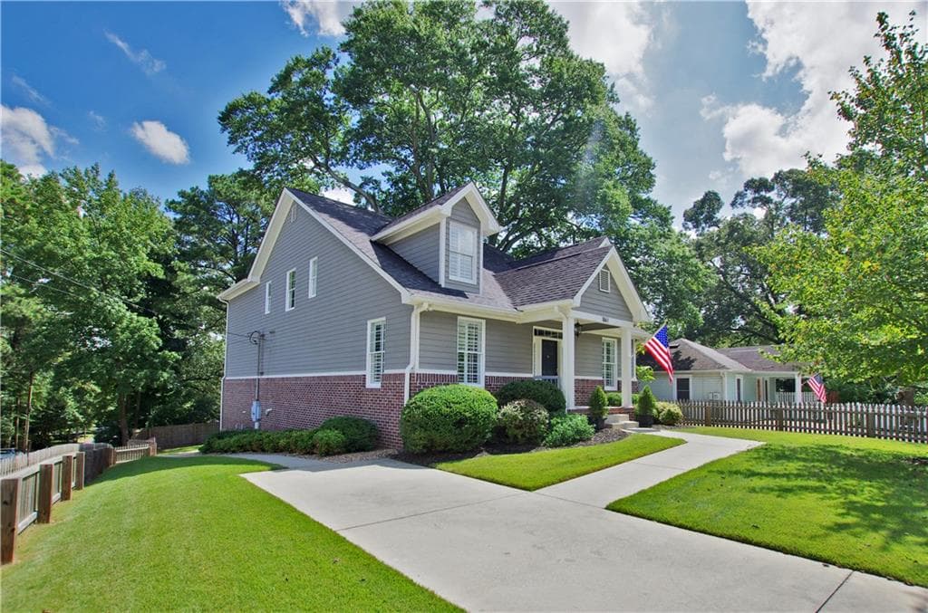 4 bedroom, 3,866 sq ft single family residence sold at 1124 Mantissa Street, Atlanta, GA 30318
