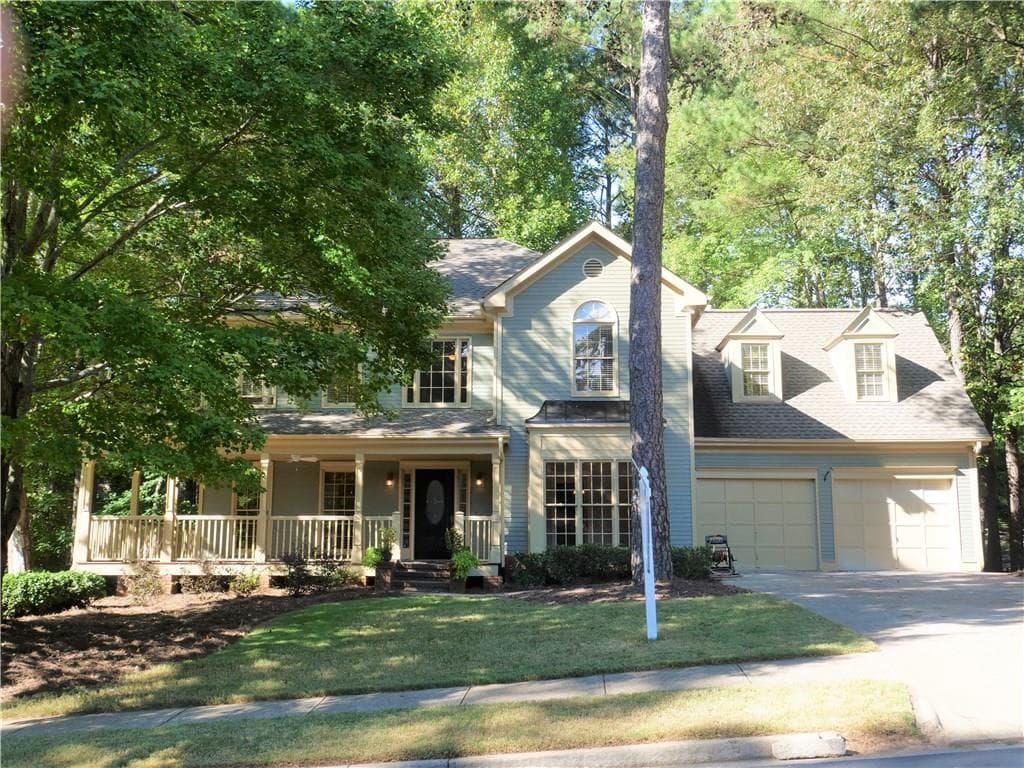 5 bedroom, 3,491 sq ft single family residence sold at 3298 Eagle Watch Drive, Woodstock, GA 30189