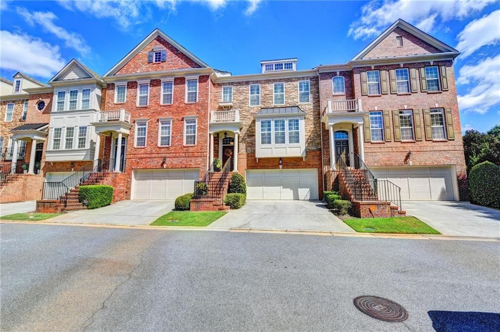 2203 Cumberland Parkway 202, Atlanta, GA 30339 — most recent listing photo
