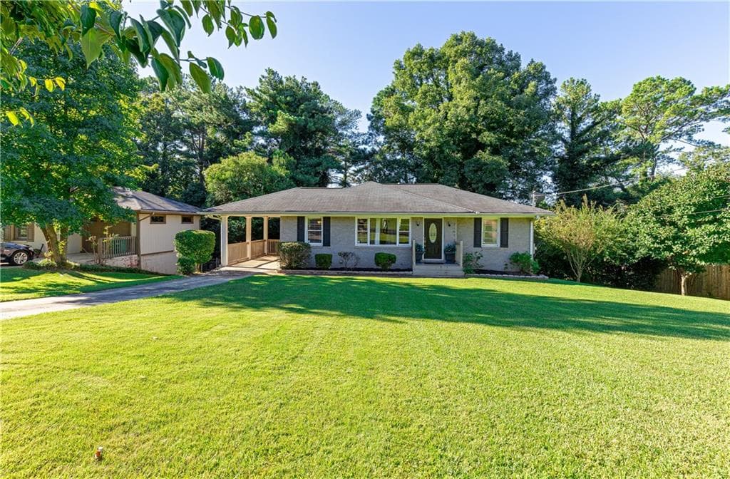 3 bedroom, 2,132 sq ft single family residence sold at 2141 Brannen Road, Atlanta, GA 30316