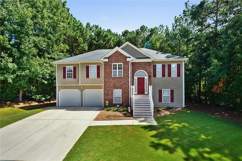 3 bedroom, 1,536 sq ft single family residence sold at 109 S Beckman Court, Dallas, GA 30132