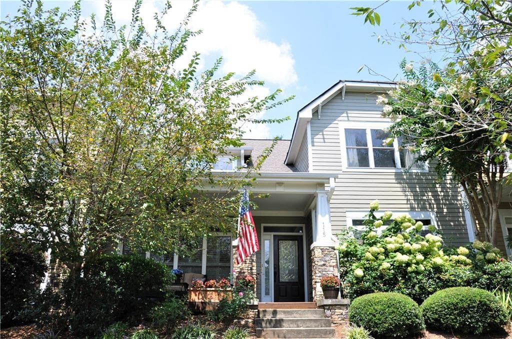 3 bedroom, 2,760 sq ft townhouse sold at 115 Independence Way, Roswell, GA 30075
