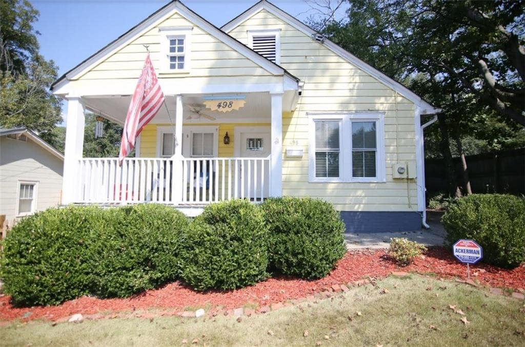 2 bedroom, 932 sq ft single family residence sold at 498 Robinson Avenue, Atlanta, GA 30315
