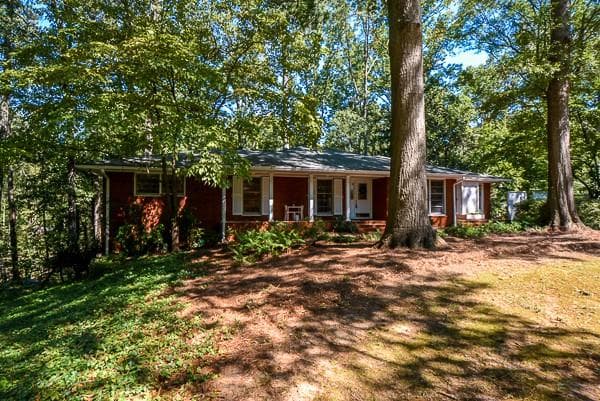 4 bedroom, 2,264 sq ft single family residence sold at 2019 English Lane, College Park, GA 30337