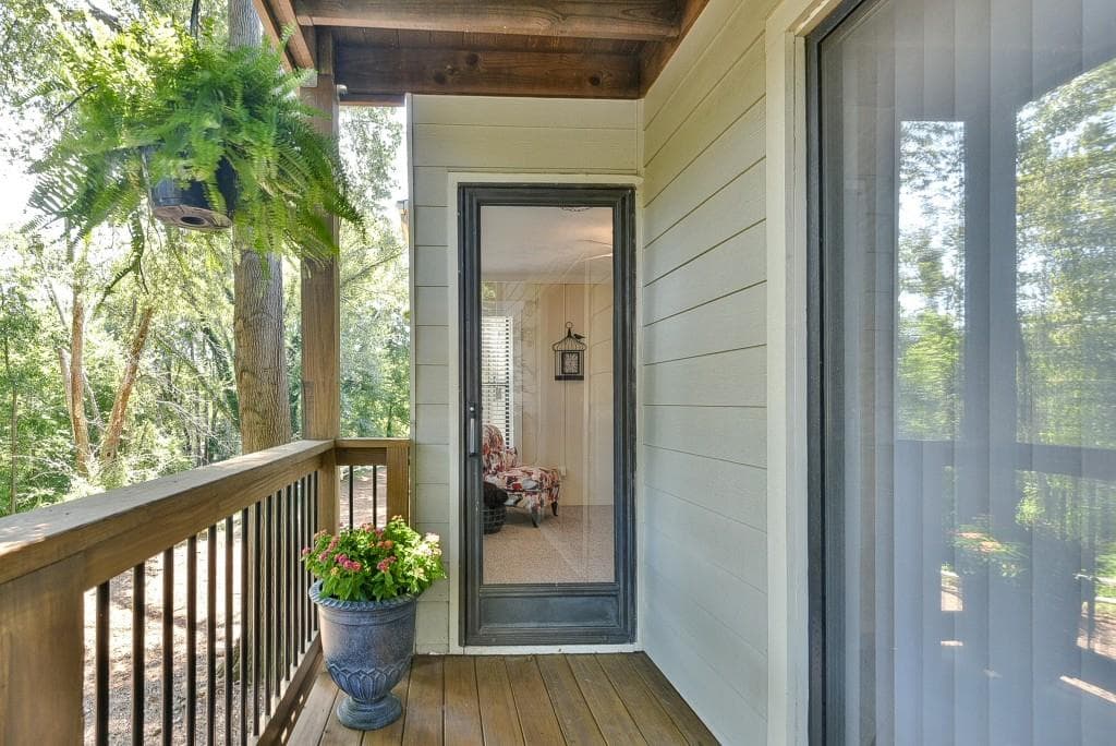 403 Park Ridge Circle, Marietta, GA 30068 — most recent listing photo