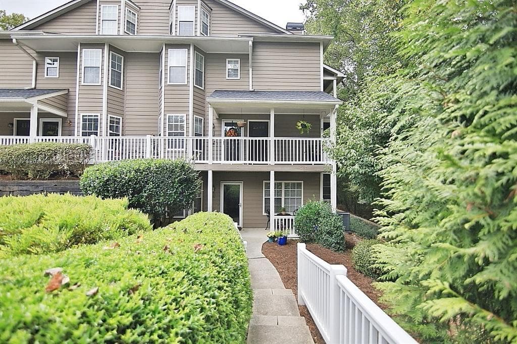 2139 N Forest Trail, Dunwoody, GA 30338 — most recent listing photo
