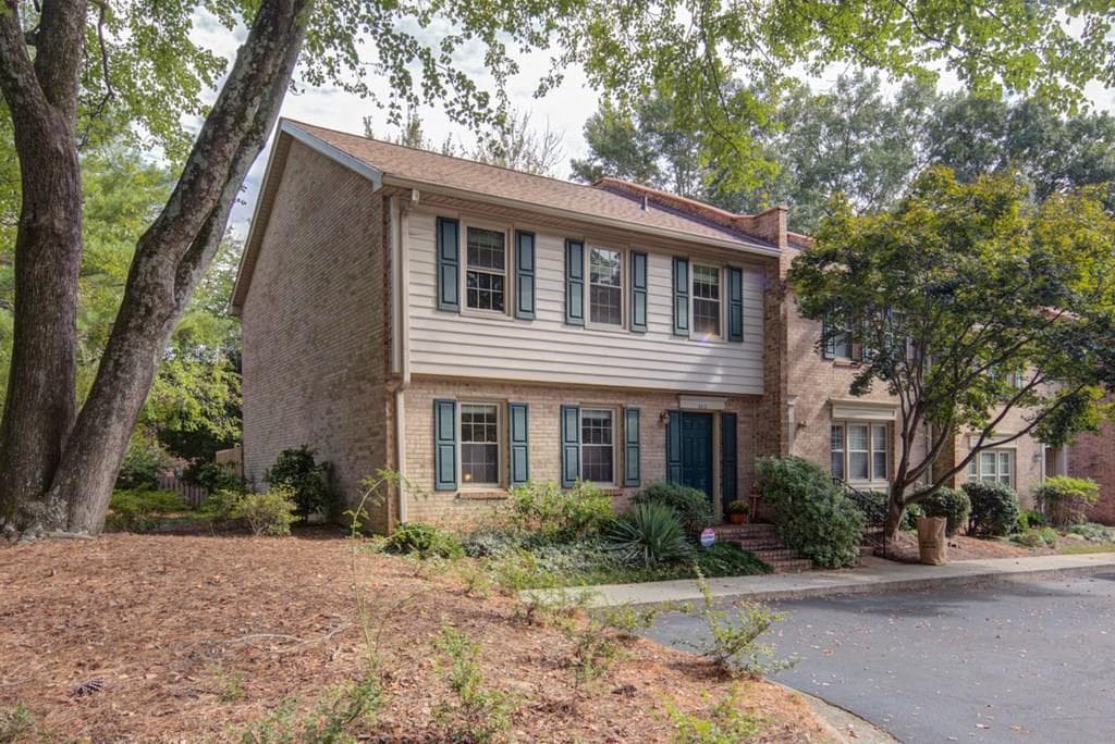 3 bedroom, 1,600 sq ft condominium sold at 3415 Ashwood Lane, Atlanta, GA 30341