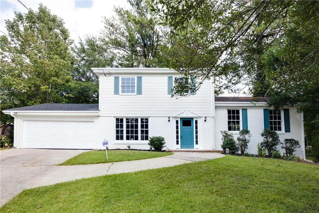 4 bedroom, 2,056 sq ft single family residence sold at 3218 Vanderbilt Lane, Atlanta, GA 30318