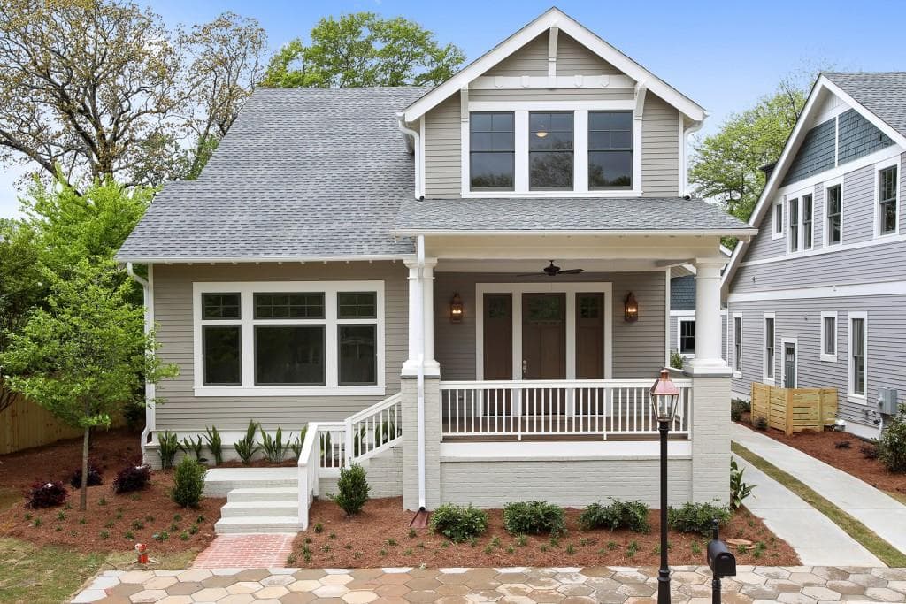 4 bedroom, 2,970 sq ft single family residence sold at 200 Haralson Lane, Atlanta, GA 30307